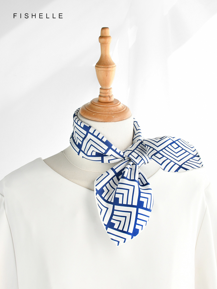 Çin klasik mavi beyaz porselen - Scarf Silk Square incelemesi ve fiyatı